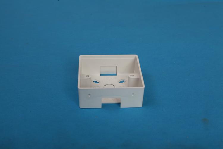 宏程品牌厂家塑料接线盒pvc线管配件开关插座